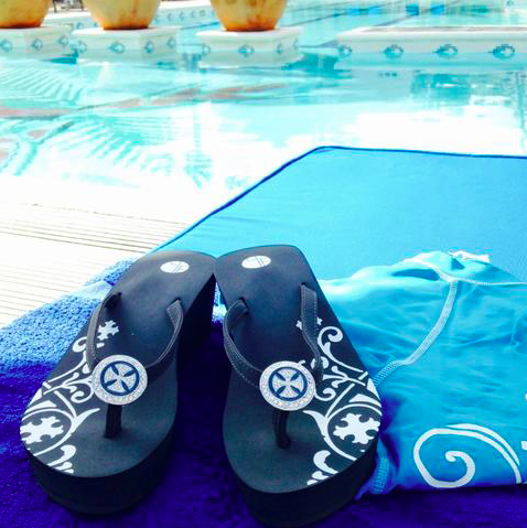 3 Benefits of Wearing Platform Flip Flops for Weddings or Everyday